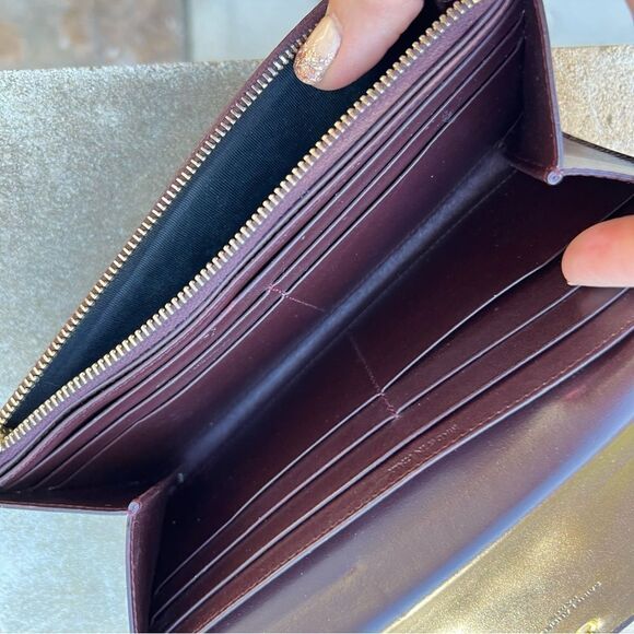 Saint Laurent Maroon wallet with gold hardware - Picture 6 of 13